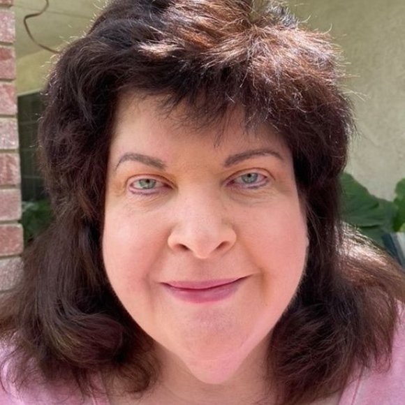 Meet your Posher, Shayla - Picture 2 of 2